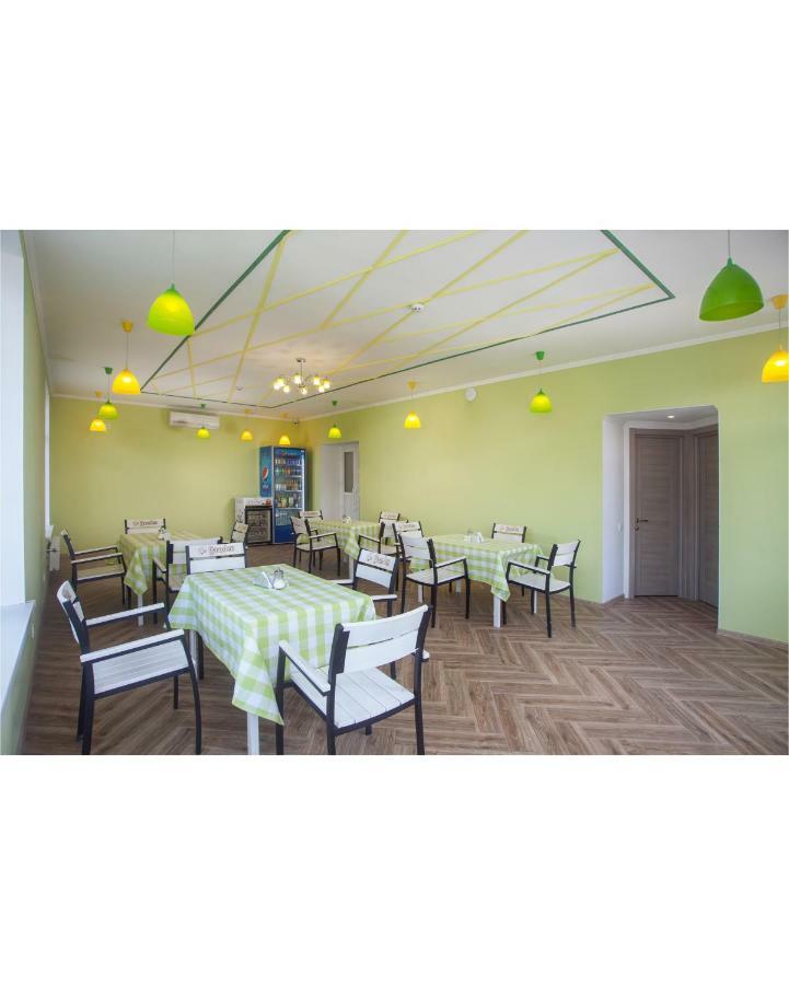 Fanfan Odesa Exterior photo